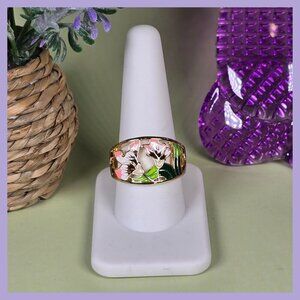 Golden Floral Enamel Ring With‎ Pink & Green Lily Design Size 10 (NWOT)